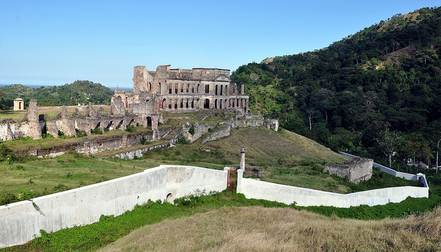 Citadelle Laferrière surroundings